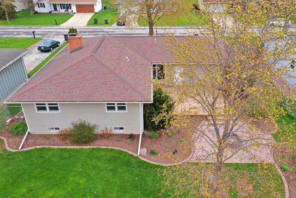 Photo of 640 Dauphin STREET, Green Bay, WI 54301 (MLS # 50324481)