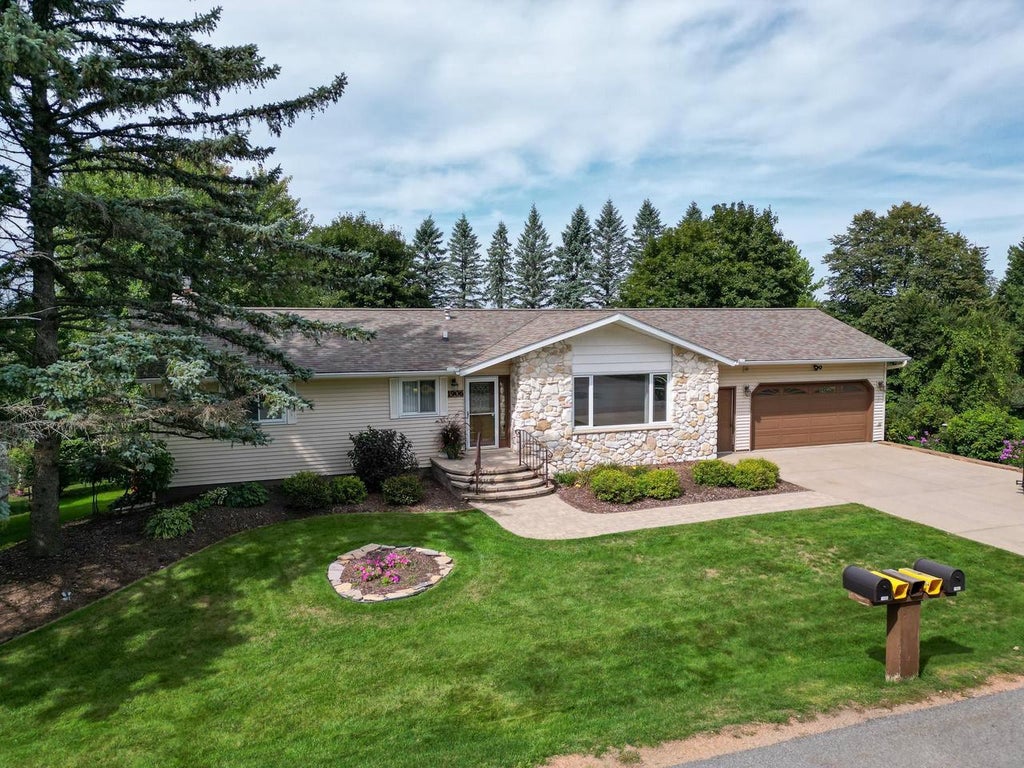 Photo of 1906 Perry DRIVE, Schofield, WI 54476 (MLS # 22604601)