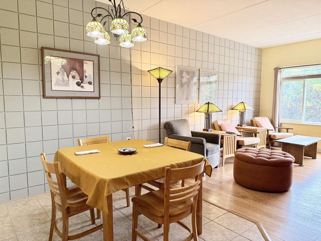 Photo of 400 N Richmond STREET #210, Appleton, WI 54911 (MLS # 50316793)