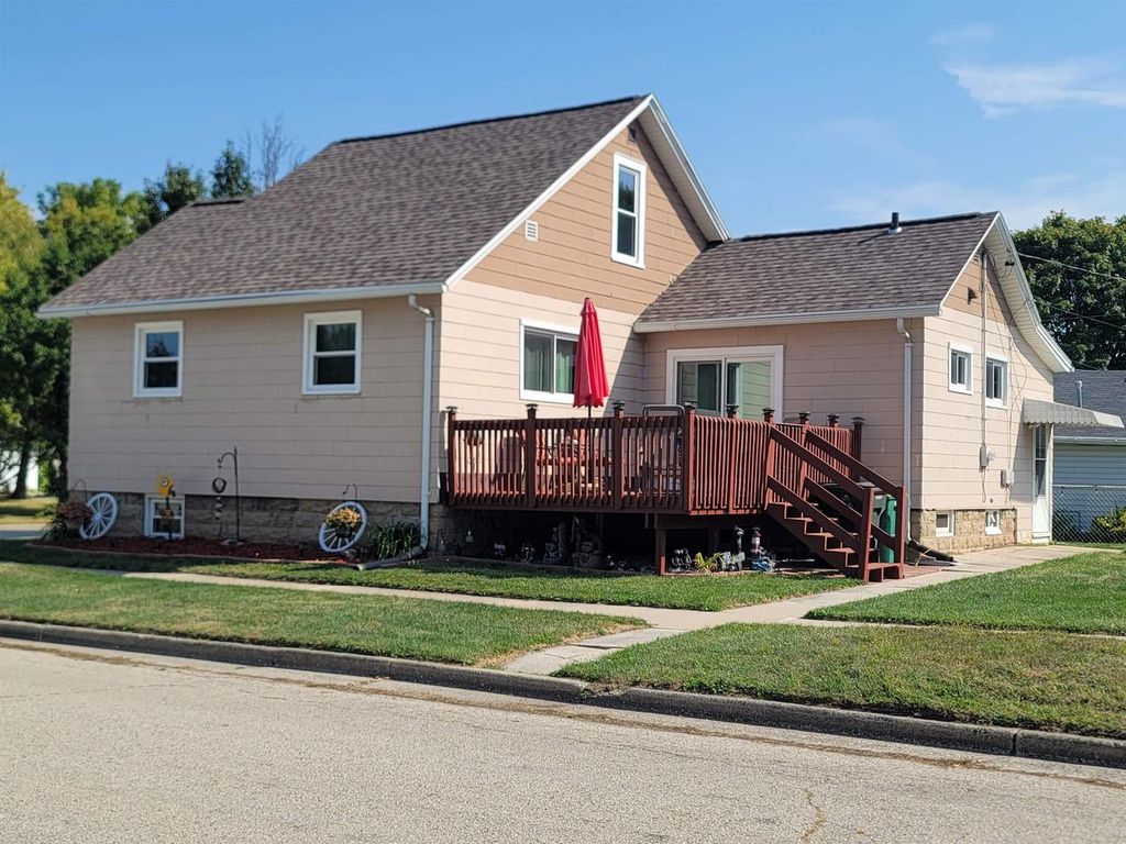 Photo of 388 Portage STREET, Fond Du Lac, WI 54935 (MLS # 50324838)
