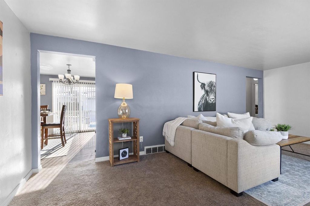 Photo of 1554 Charles STREET, Green Bay, WI 54302 (MLS # 50321062)