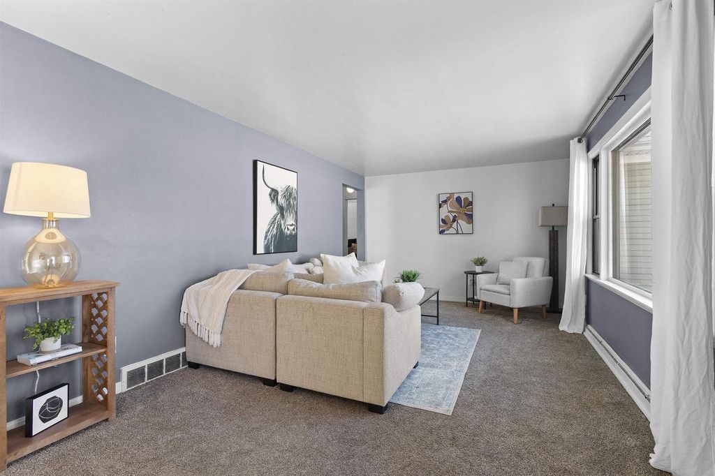 Photo of 1554 Charles STREET, Green Bay, WI 54302 (MLS # 50321062)