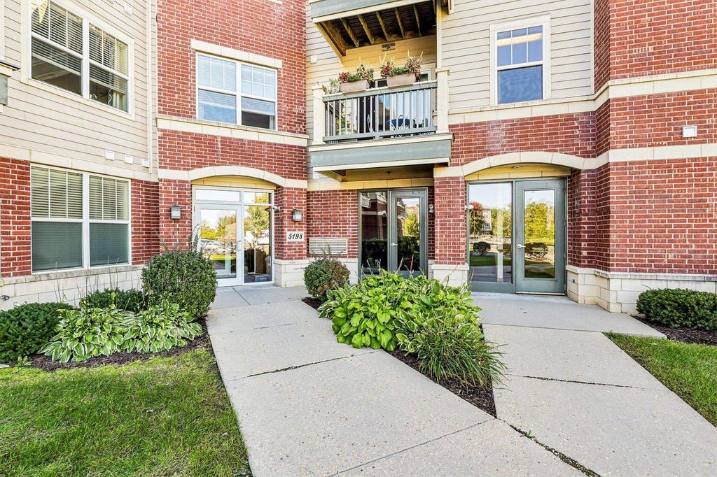 Photo of 5198 Sassafras DRIVE #105, Fitchburg, WI 53711 (MLS # 2034204)