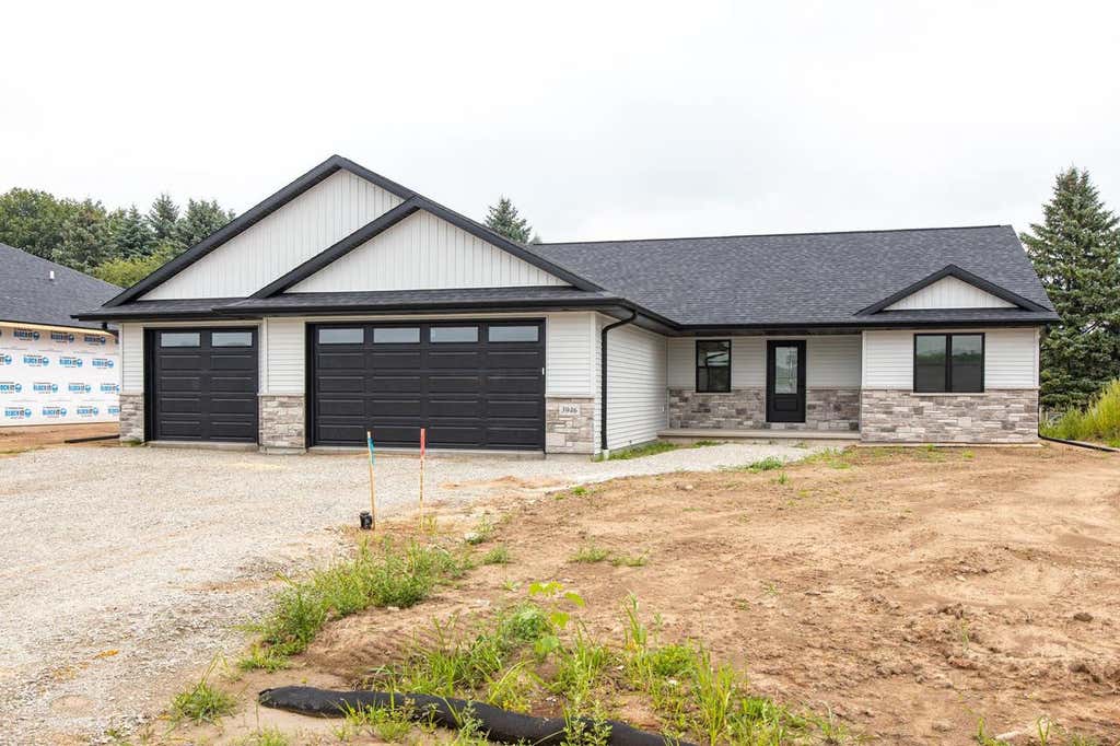 Photo of N3946 Deere DRIVE, Freedom, WI 54913 (MLS # 50330802)