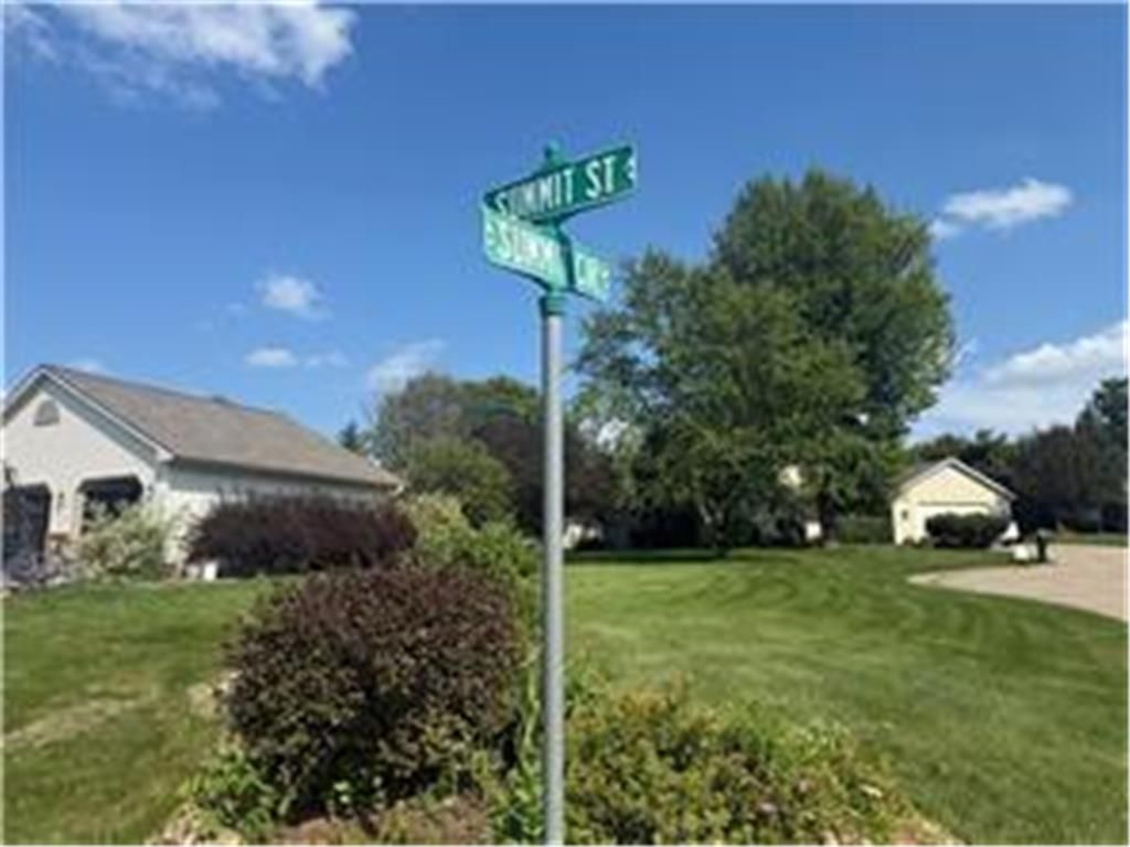 Photo of Lot 15 Summit CIRCLE, Baldwin, WI 54002 (MLS # 7007134)