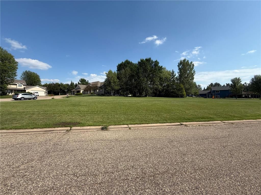 Photo of Lot 15 Summit CIRCLE, Baldwin, WI 54002 (MLS # 7007134)