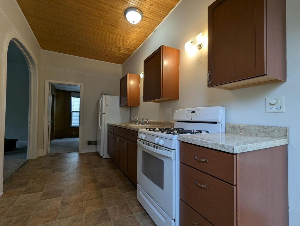 Photo of 1625 Main STREET, Stevens Point, WI 54481 (MLS # 22600084)