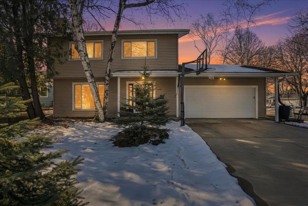 Photo of 2502 Sara ROAD, Madison, WI 53711 (MLS # 2015117)