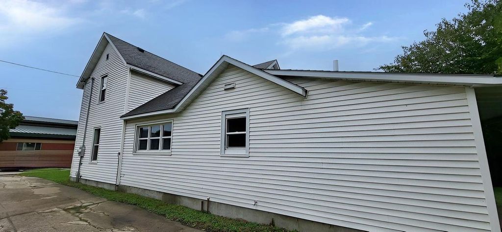 Photo of 407 W oak STREET, Sparta, WI 54656 (MLS # 2011202)