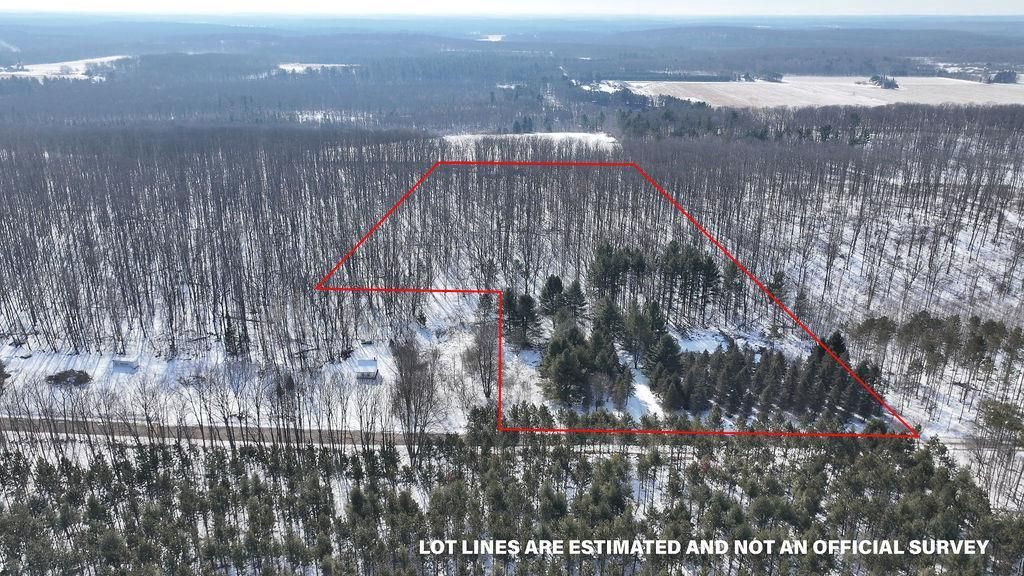 Photo of E1517 Johnson ROAD, Iola, WI 54945 (MLS # 22601439)