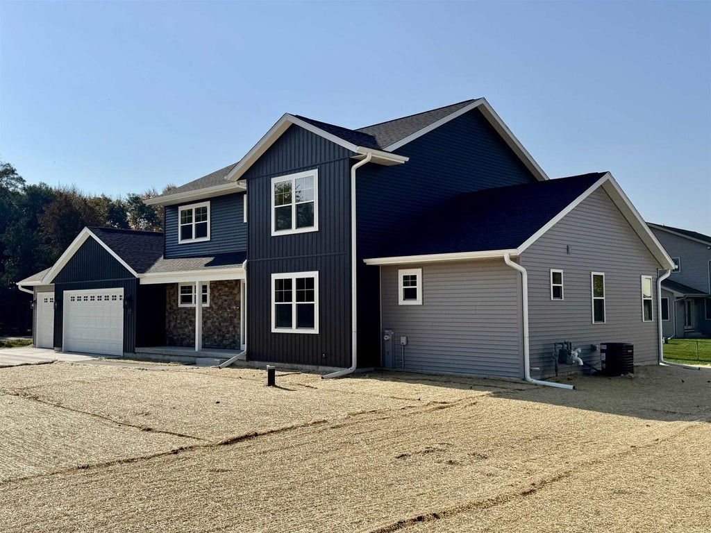 Photo of 615 Oak STREET, Scandinavia, WI 54977 (MLS # 50334859)