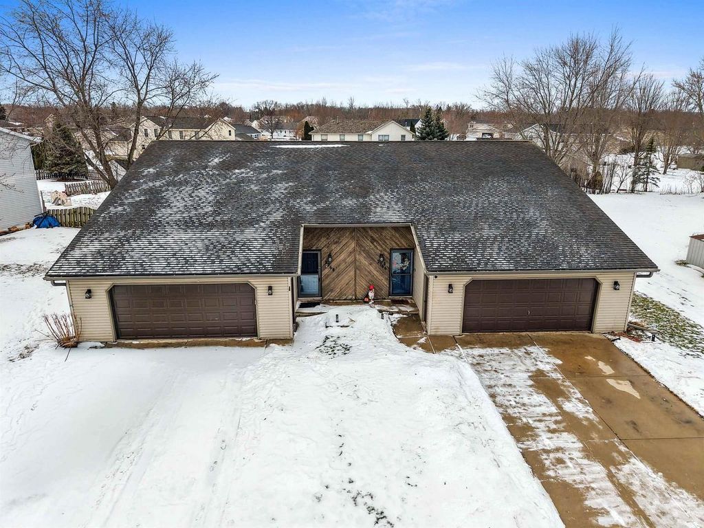 Photo of 2766 Aquarius ROAD, Green Bay, WI 54311 (MLS # 50319727)