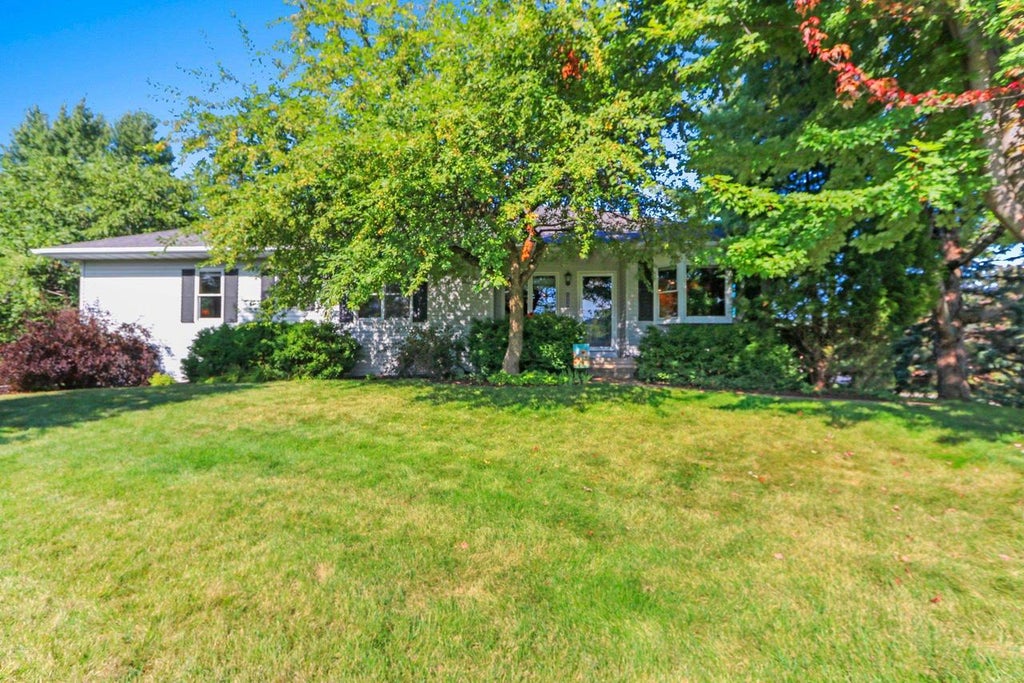 Photo of 5050 Redbud COURT, Green Bay, WI 54311 (MLS # 50331999)