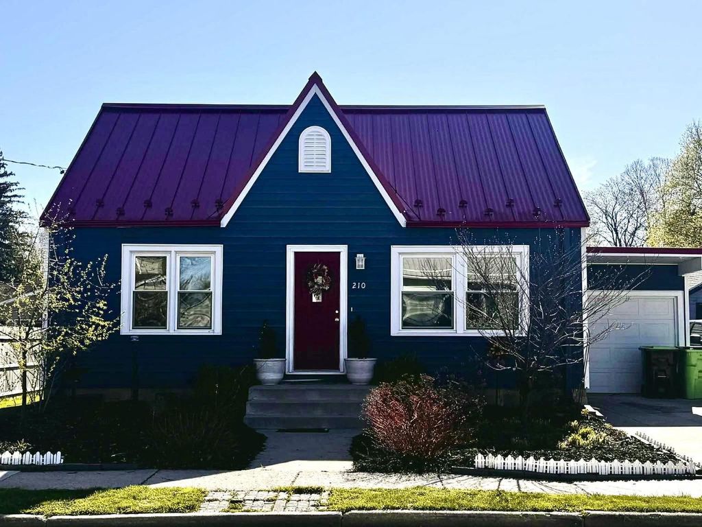 Photo of 210 Academy STREET, Fox Lake, WI 53933 (MLS # 2021191)