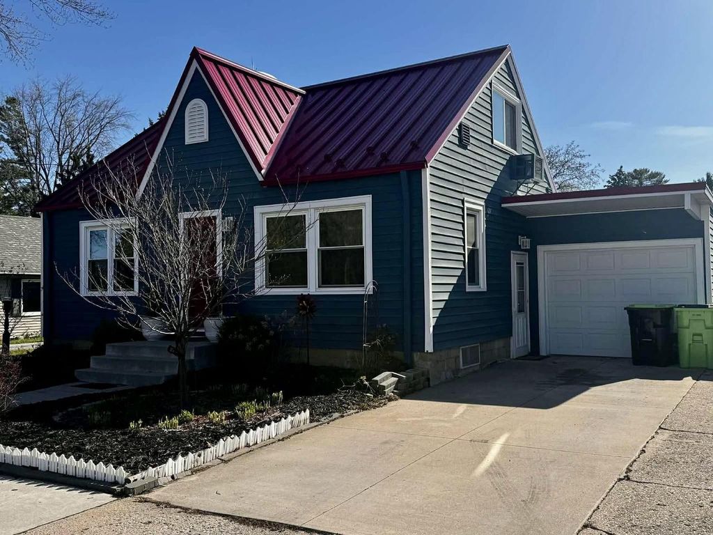 Photo of 210 Academy STREET, Fox Lake, WI 53933 (MLS # 2021191)