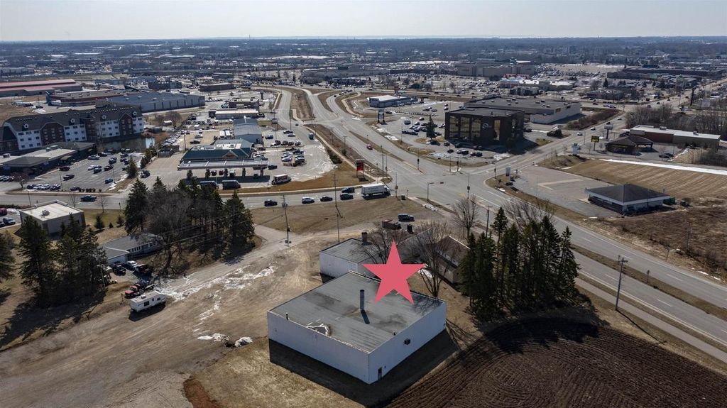 Photo of 1703 N Casaloma DRIVE, Appleton, WI 54913 (MLS # 50322907)