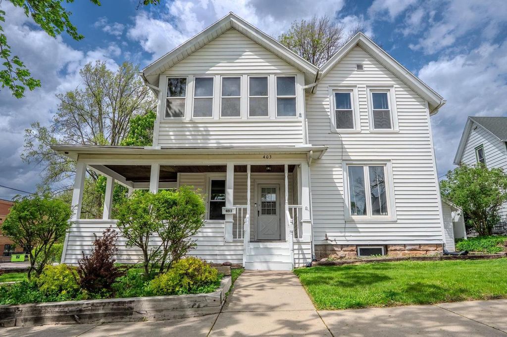 Photo of 403 1st STREET, Baraboo, WI 53913 (MLS # 2022649)