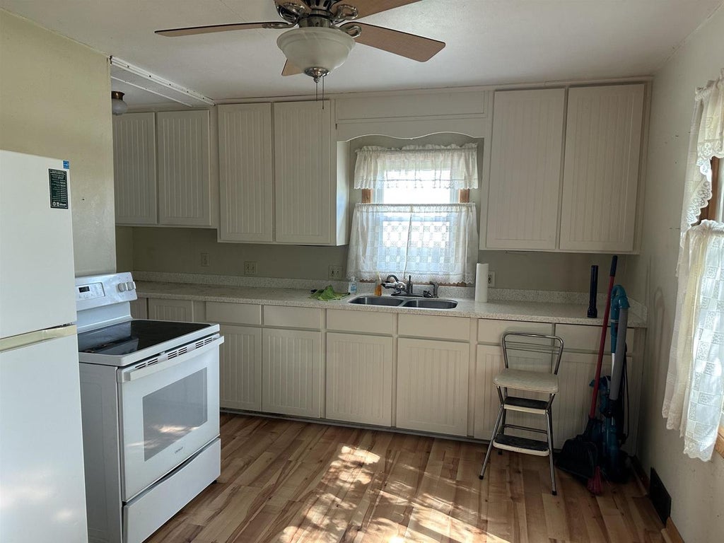 Photo of 207 W Winnebago STREET, Friesland, WI 53935 (MLS # 2033535)