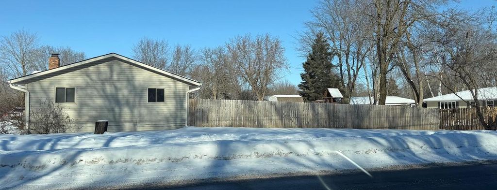 Photo of 401 N Hume AVENUE, Marshfield, WI 54449 (MLS # 22600316)