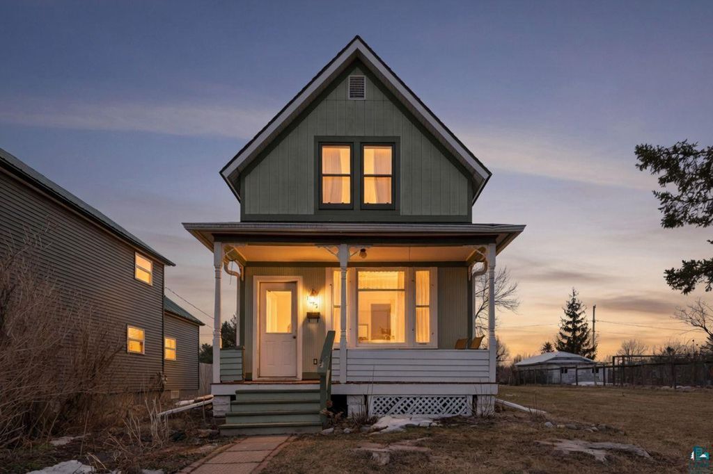 Photo of 1015 14th Ave W, Ashland, WI 54806 (MLS # 6124251)