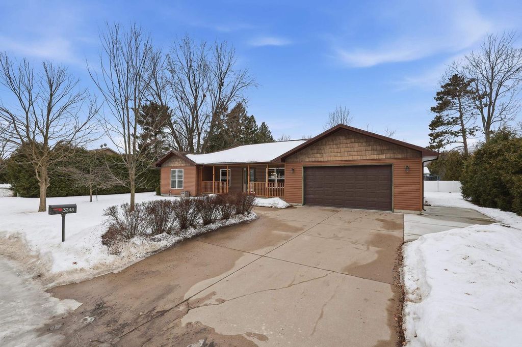 Photo of 3248 Lindbergh AVENUE, Stevens Point, WI 54481 (MLS # 22600146)