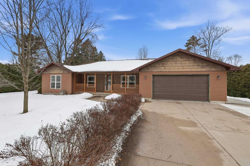 Photo of 3248 Lindbergh AVENUE, Stevens Point, WI 54481 (MLS # 22600146)