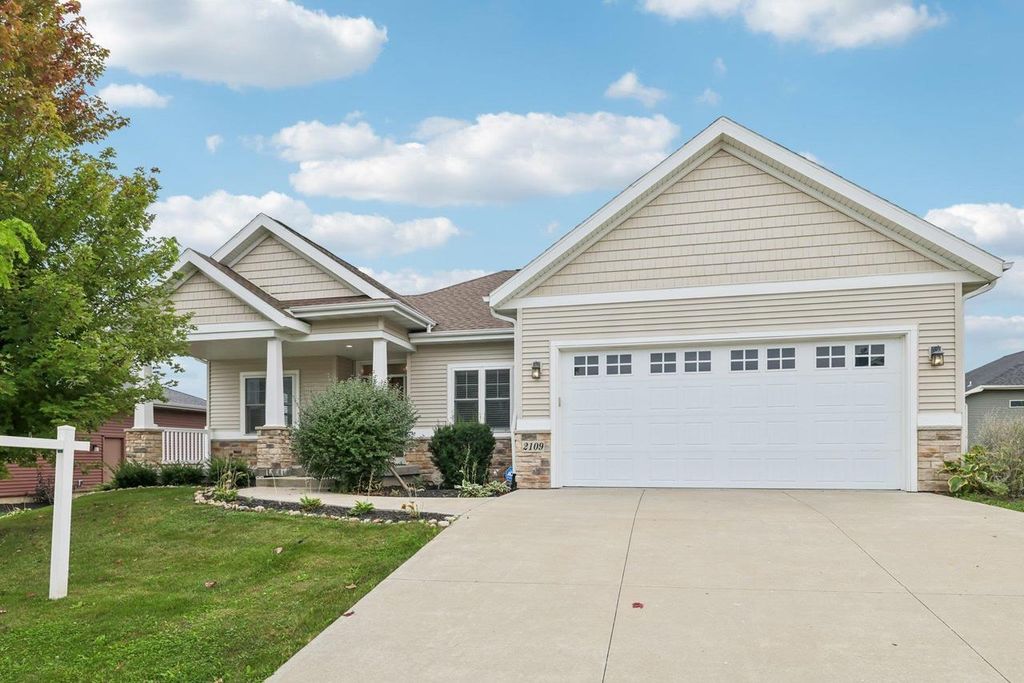 Photo of 2109 Korgen DRIVE, Stoughton, WI 53589 (MLS # 2014841)