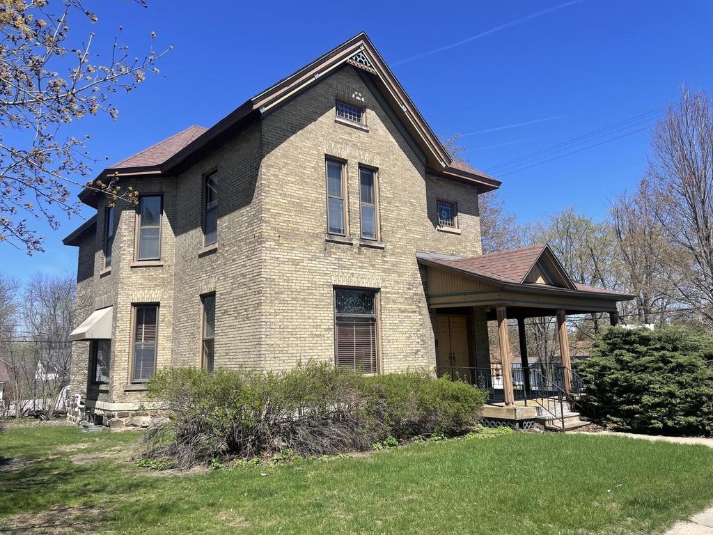 Photo of 219 E Conant STREET, Portage, WI 53901 (MLS # 2022238)