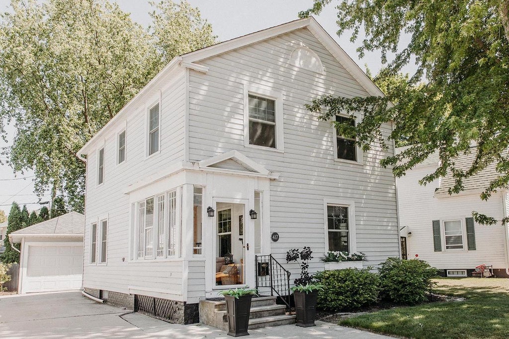 Photo of 417 S 26th STREET, Manitowoc, WI 54220 (MLS # 50328667)
