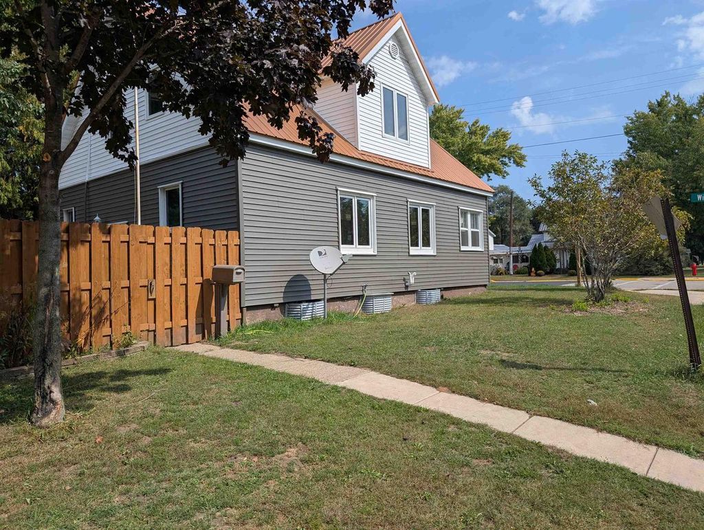 Photo of 320 Wisconsin AVENUE, Boscobel, WI 53805 (MLS # 2008806)