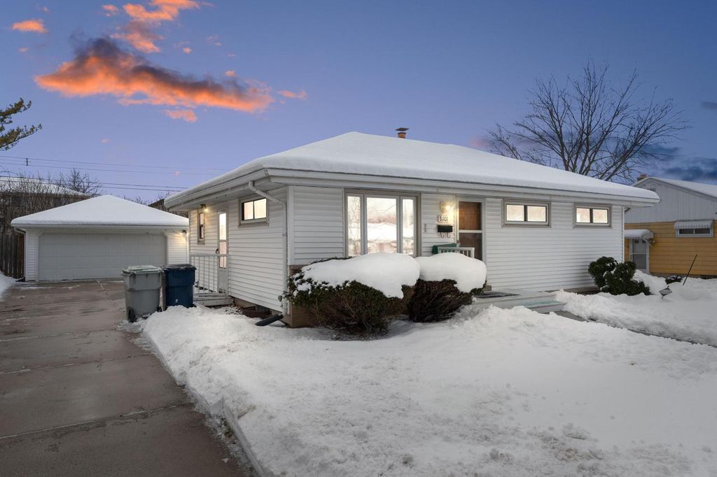 Photo of 8101 W Winfield AVENUE, Milwaukee, WI 53218 (MLS # 1945051)