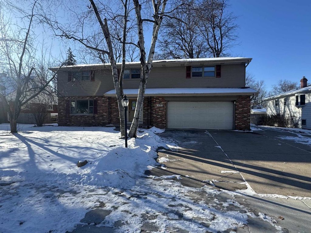 Photo of 816 Ridgeway BOULEVARD, De Pere, WI 54115 (MLS # 50320376)