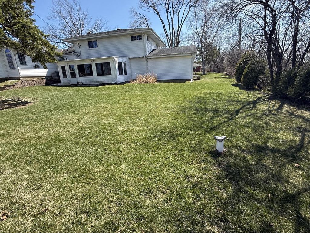 Photo of 21970 W Mac Gregor DRIVE, New Berlin, WI 53146 (MLS # 1957275)