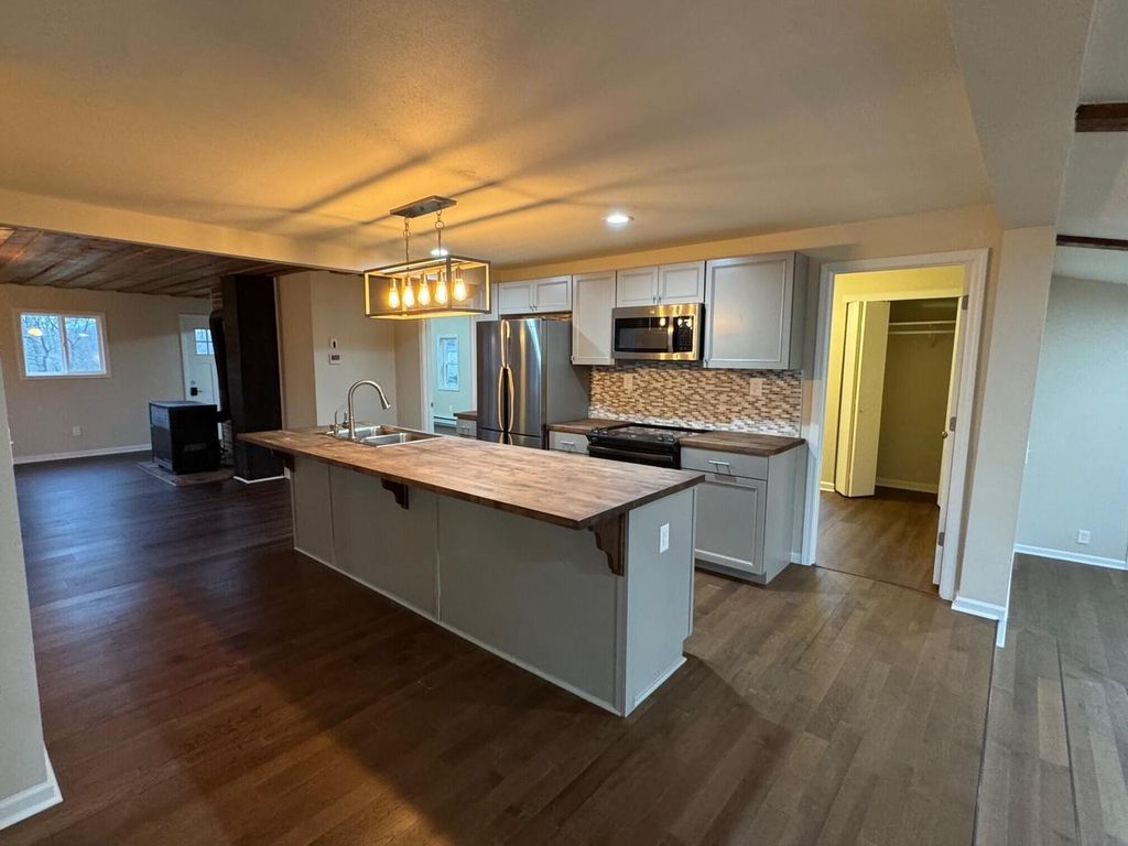 Photo of 1123 River DRIVE, Burlington, WI 53105 (MLS # 1945959)