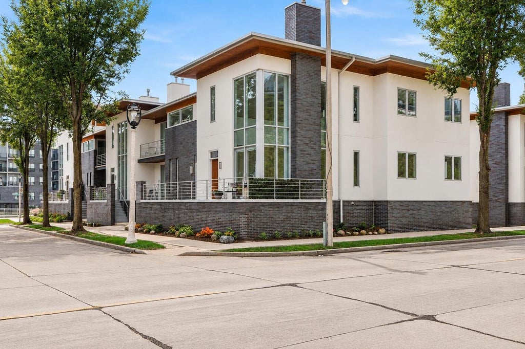 Photo of 1931 N Pierce STREET #16, Milwaukee, WI 53212 (MLS # 1978871)