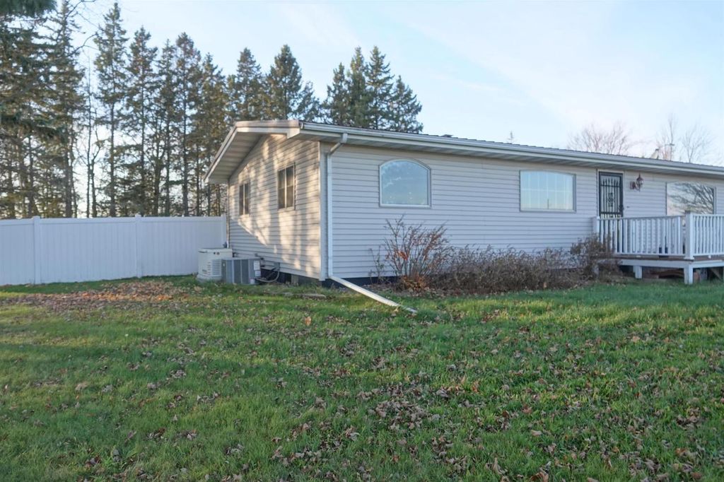 Photo of N16185 State Highway 13, Dorchester, WI 54425 (MLS # 22505429)