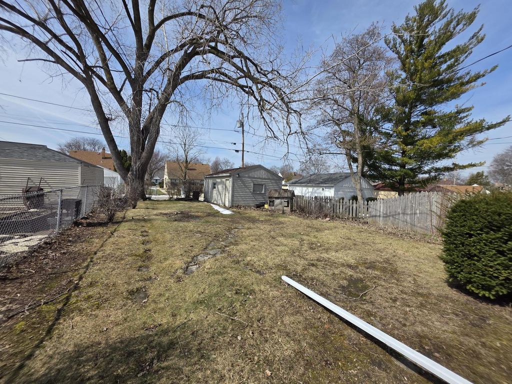 Photo of 3029 N 88th STREET, Milwaukee, WI 53222 (MLS # 1954704)