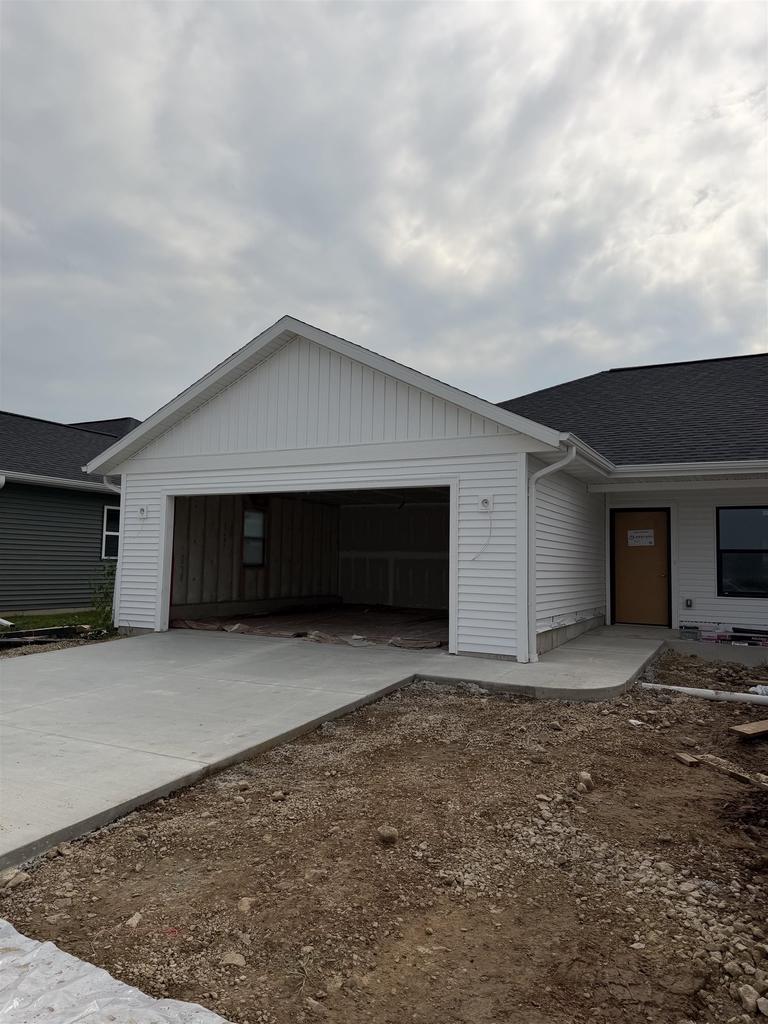 Photo of 984 Bell CIRCLE, Arlington, WI 53911 (MLS # 2022982)