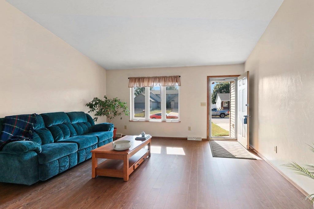 Photo of 1280 N Franco COURT, De Pere, WI 54115 (MLS # 50331908)