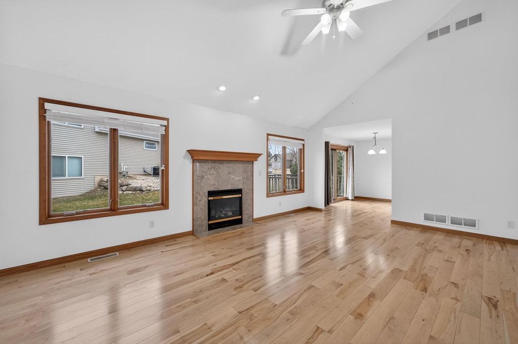 Photo of 3100 Weybridge DRIVE, Sun Prairie, WI 53590 (MLS # 2017293)