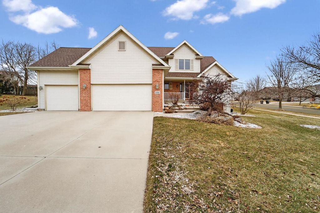 Photo of 3100 Weybridge DRIVE, Sun Prairie, WI 53590 (MLS # 2017293)