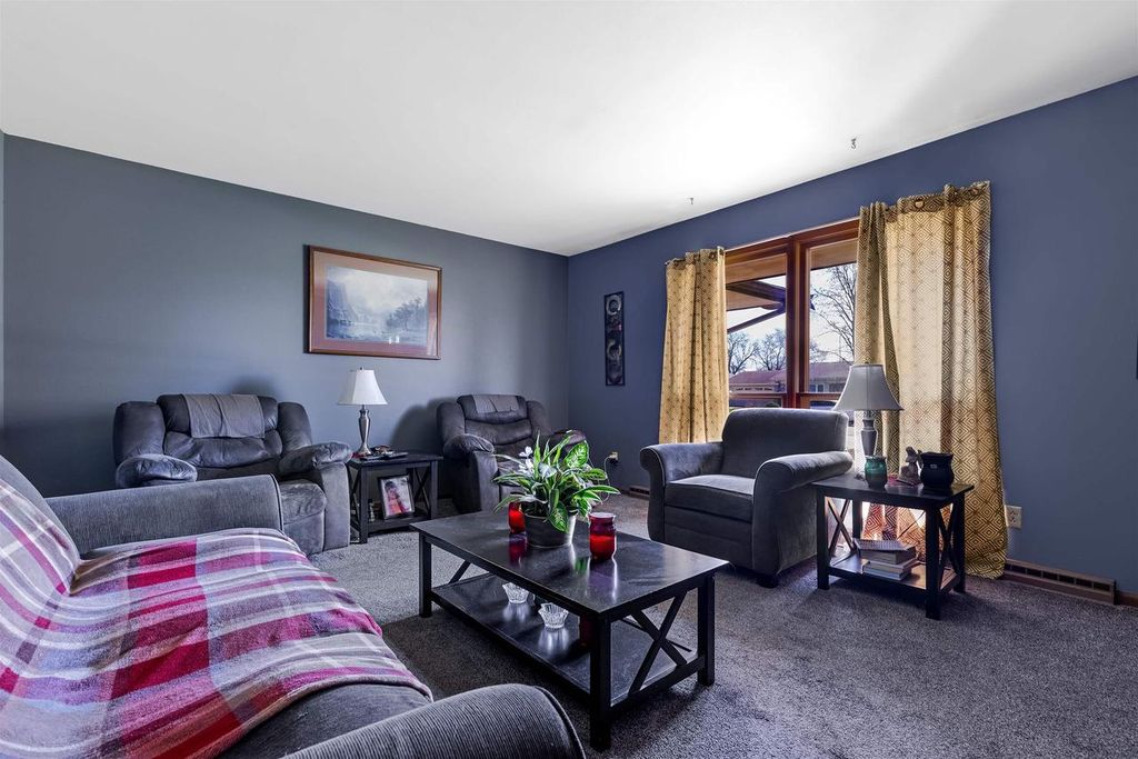 Photo of 621 E Holly ROAD, Beloit, WI 53511 (MLS # 2021419)