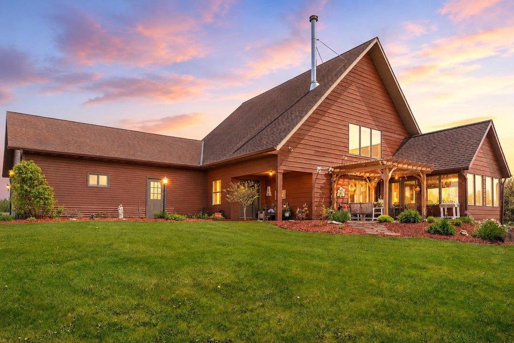 Photo of 910 Shoemaker ROAD, Brussels, WI 54204 (MLS # 50325922)