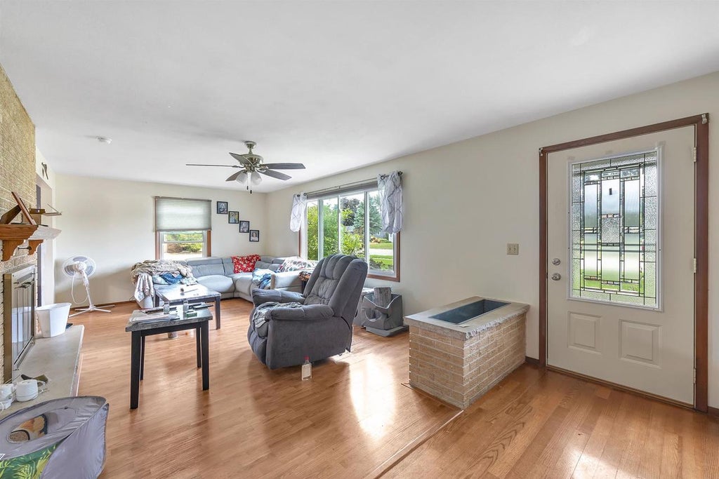 Photo of 127 W Capitol DRIVE, Appleton, WI 54911 (MLS # 50332967)