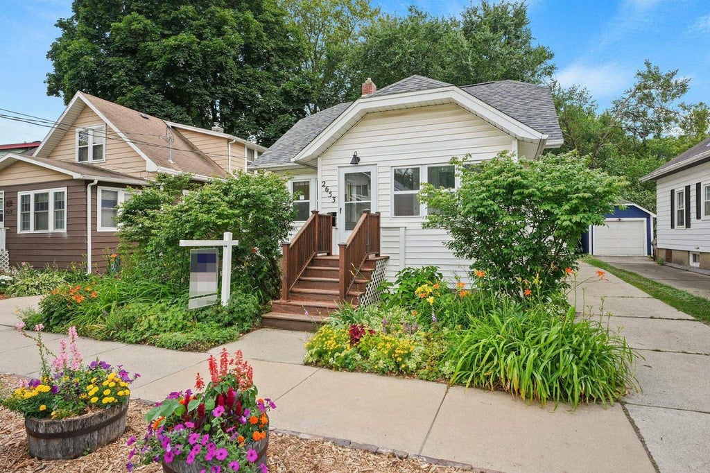 Photo of 2653 E Johnson STREET, Madison, WI 53704 (MLS # 2026402)