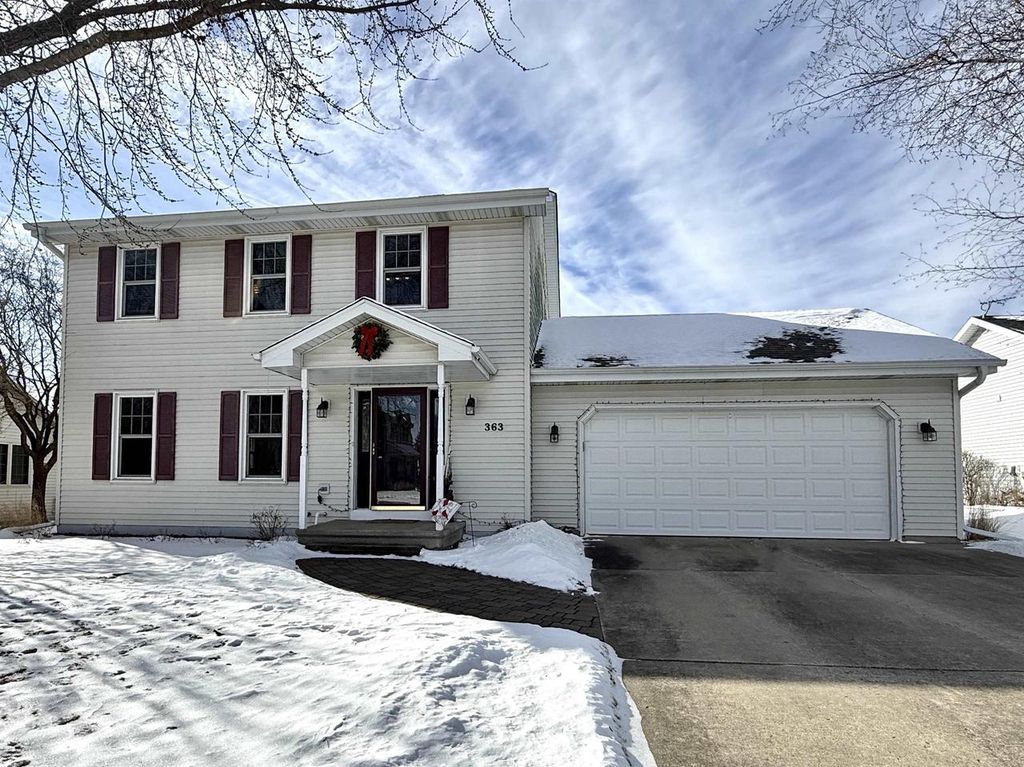 Photo of 363 Sunnybrook DRIVE, Oshkosh, WI 54904 (MLS # 50320642)