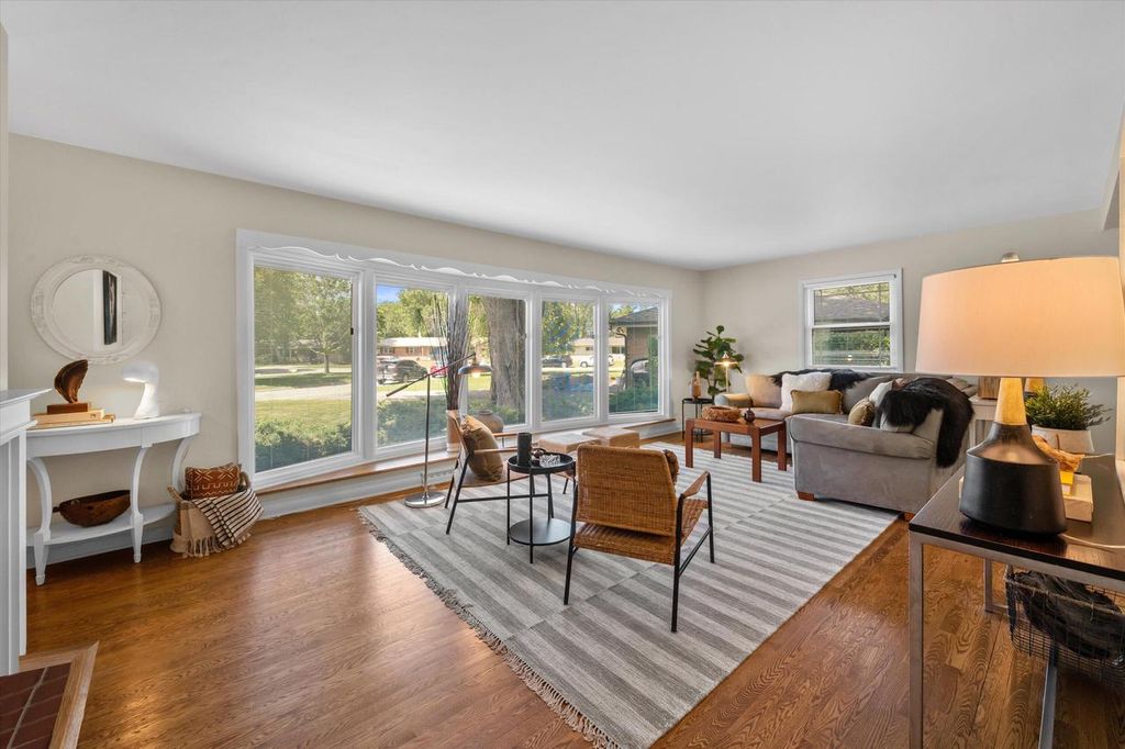 Photo of 1077 Christopher COURT, Oconomowoc, WI 53066 (MLS # 1967181)