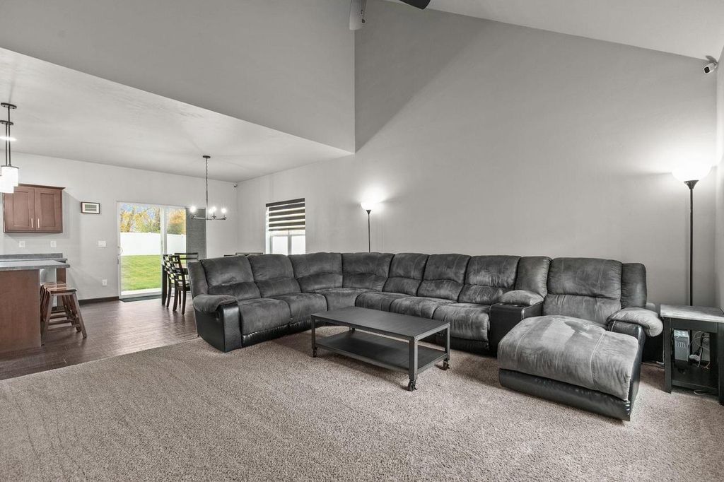 Photo of 3005 Crooks AVENUE, Kaukauna, WI 54130 (MLS # 50317784)