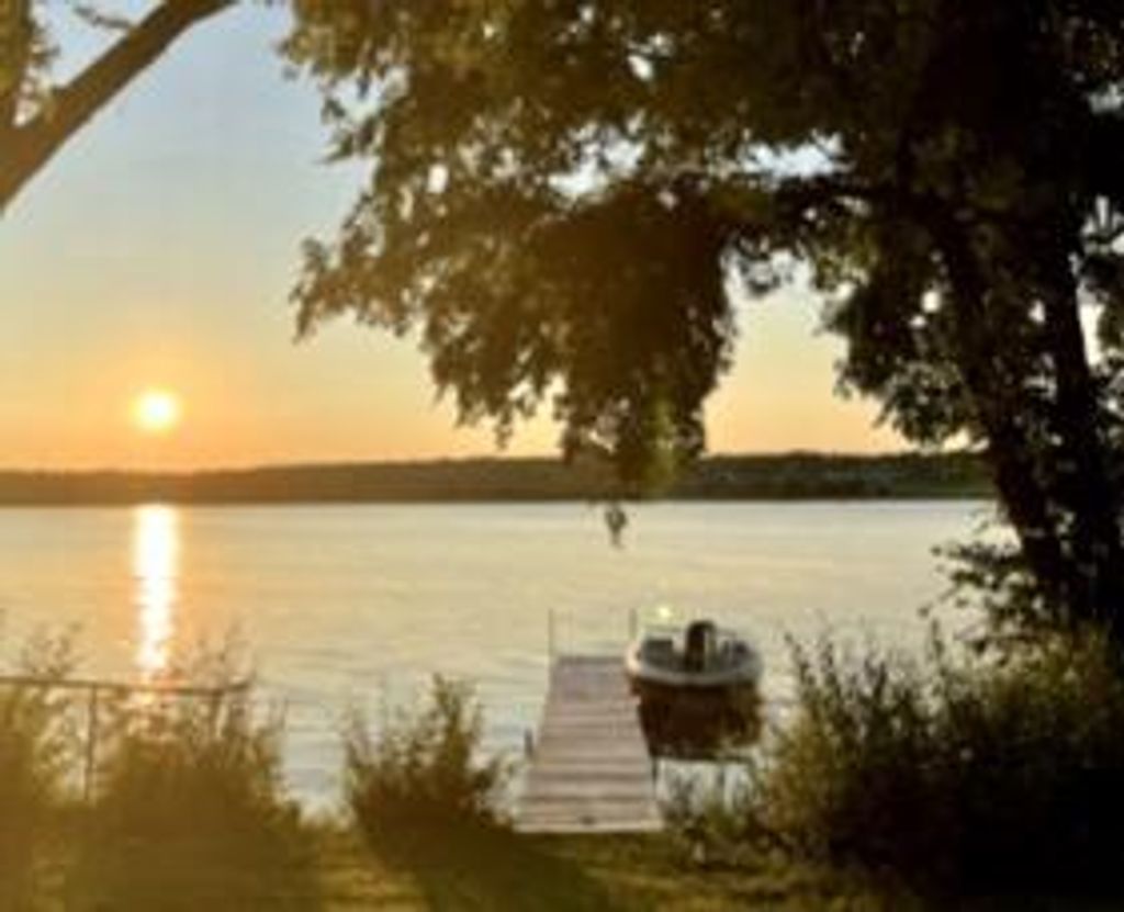 Photo of 4200 West End ROAD WEST ROAD W, Lake Geneva, WI 53147 (MLS # 1944725)