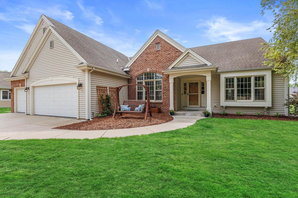 Photo of W154S7609 Rain Tree COURT, Muskego, WI 53150 (MLS # 1975994)